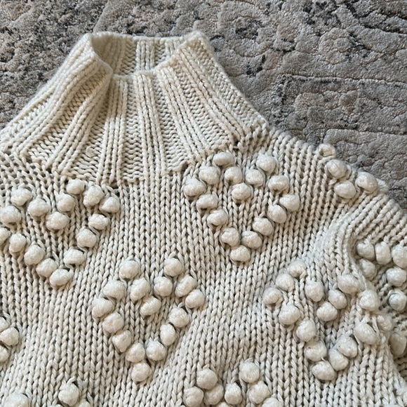 Chicwish true love heart bobble turtle neck - Picture 4 of 5